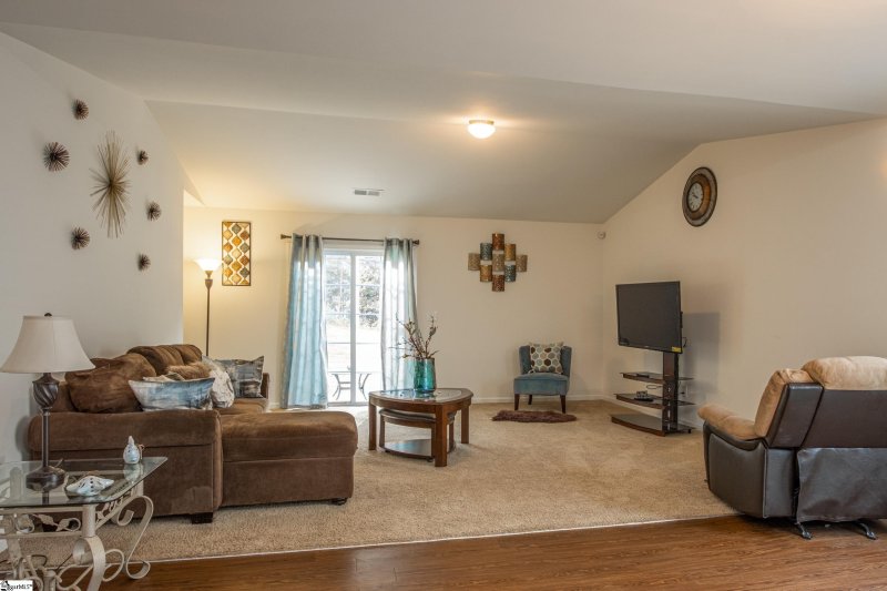 Property image 2 at 211 WILLOW GROVE Way, Piedmont, SC 29673