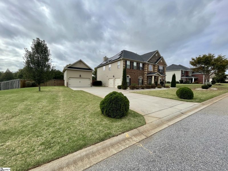Property image 2 at 116 Harbrooke Circle, Greer, SC 29651