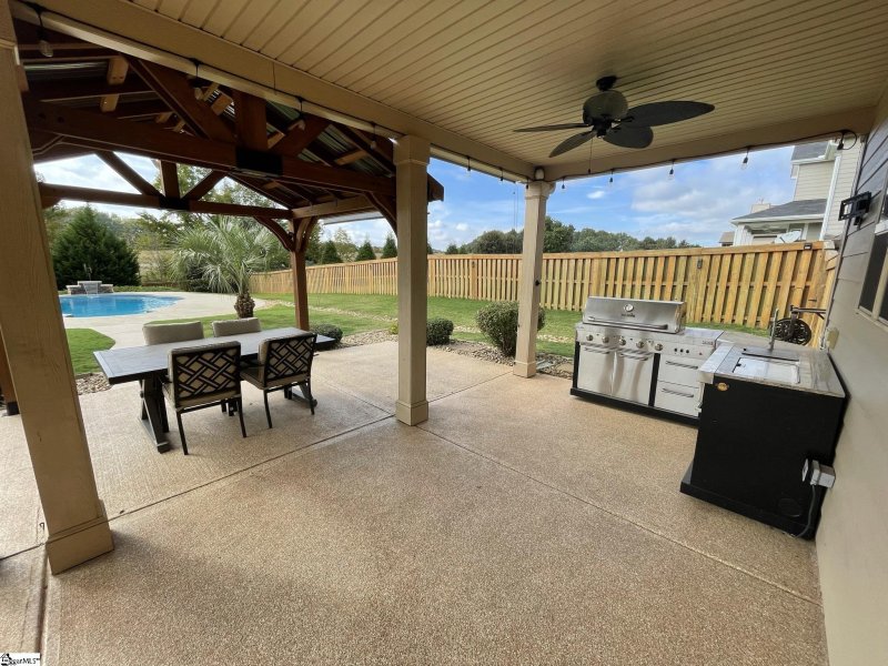 Property image 4 at 116 Harbrooke Circle, Greer, SC 29651