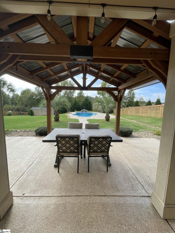 Property image 5 at 116 Harbrooke Circle, Greer, SC 29651