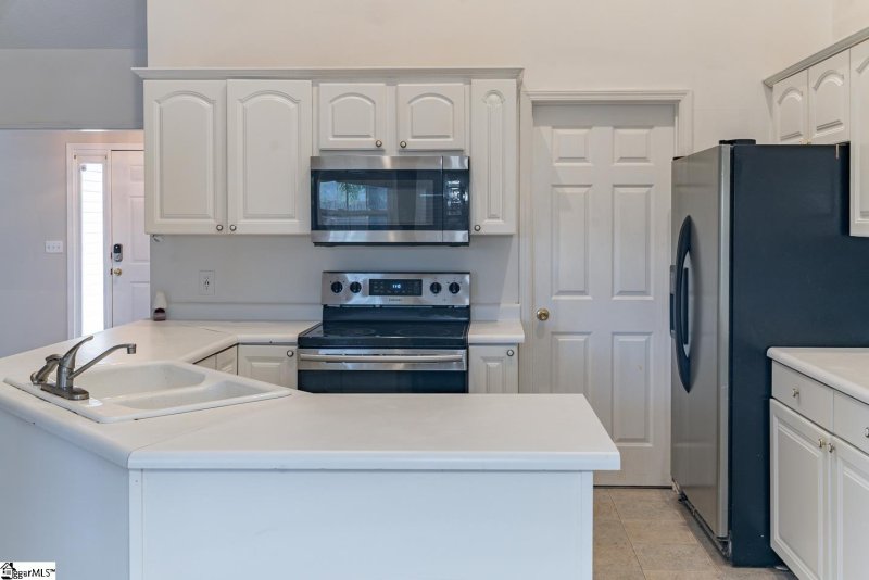 Property image 4 at 3 Brook Laurel Lane, Taylors, SC 29687