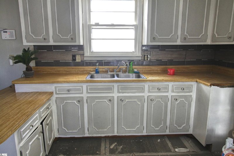 Property image 4 at 7009 White Horse Road, Greenville, SC 29611