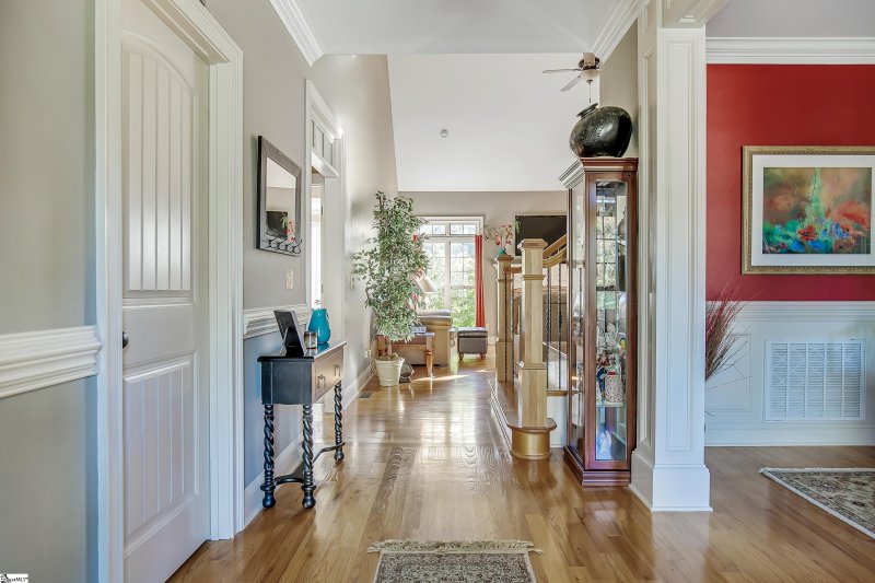 Property image 5 at 122 Elevation Court, Greer, SC 29651-2110