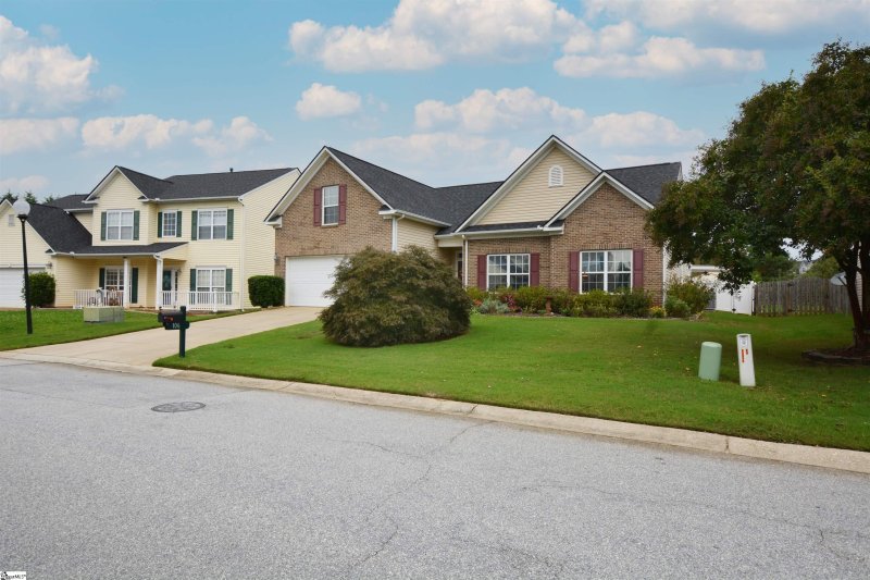 Property image 3 at 106 Blue Sage Place, Simpsonville, SC 29680