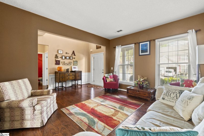 Property image 4 at 106 Leatherton Way, Greenville, SC 29615