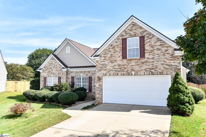 Property image 2 at 5 Coral Bell Court, Simpsonville, SC 29680