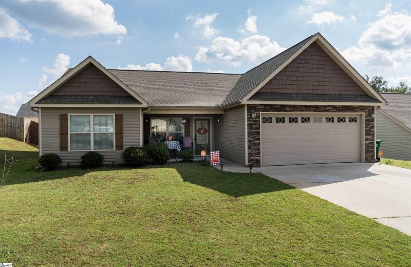 Property image 3 at 621 Renita Drive, Boiling Springs, SC 29316