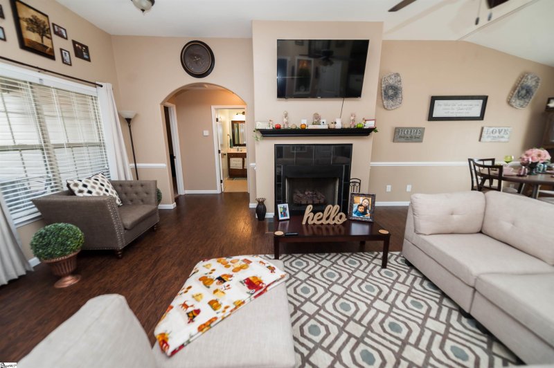 Property image 4 at 621 Renita Drive, Boiling Springs, SC 29316