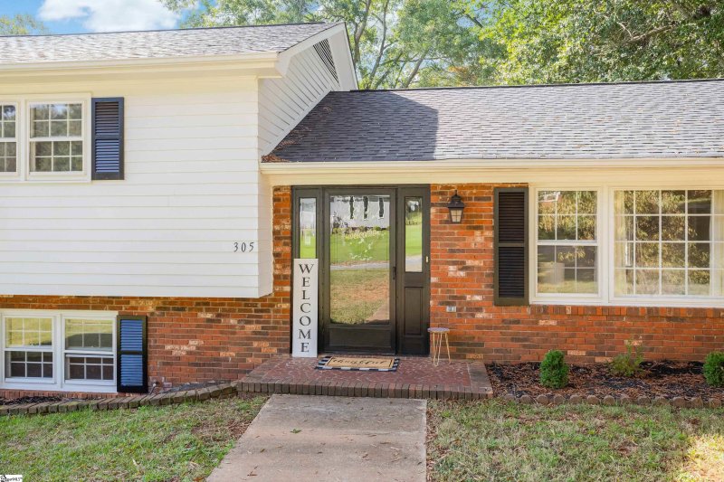 Property image 5 at 305 Verner Drive, Greenville, SC 29617