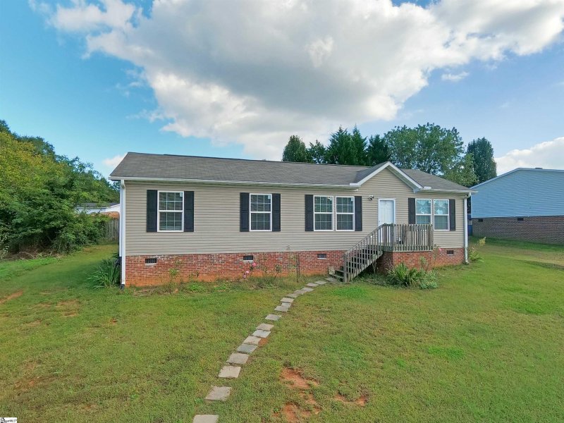 Property image 5 at 302 Sagewood Court, Fountain Inn, SC 29644-5248