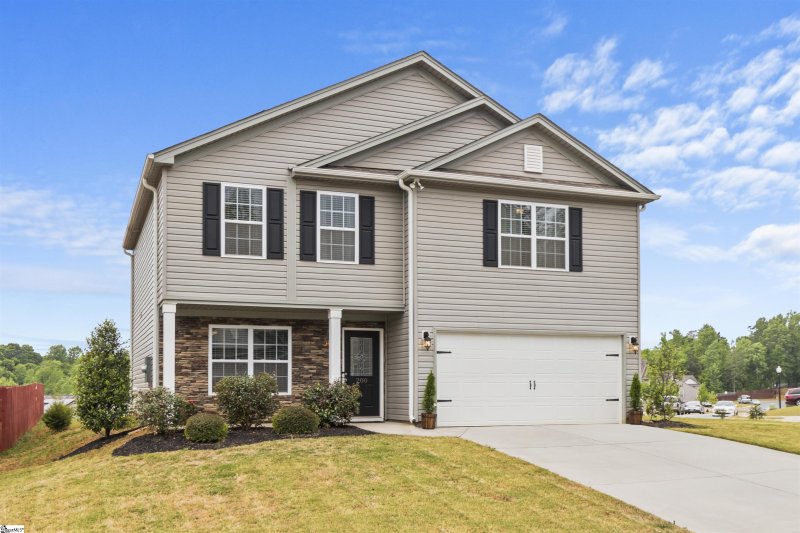 Property image 2 at 200 Willow Grove Way, Piedmont, SC 29672