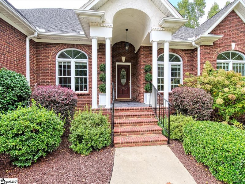 Property image 2 at 403 Netherland Lane, Simpsonville, SC 29681
