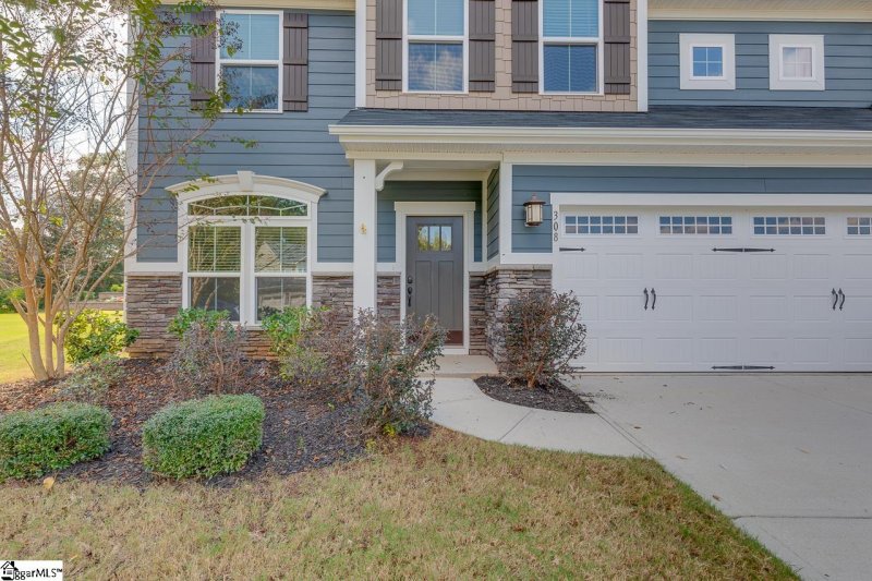 Property image 2 at 308 Waters Run Lane, Simpsonville, SC 29681