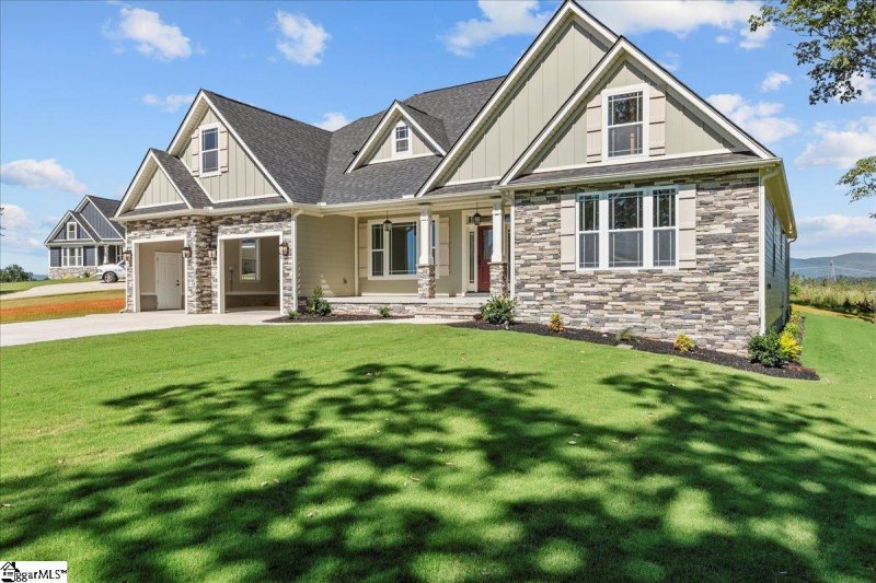 Property image 2 at 610 Bannock Court, Marietta, SC 29661