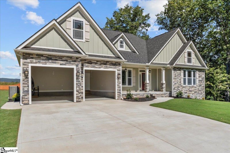 Property image 3 at 610 Bannock Court, Marietta, SC 29661