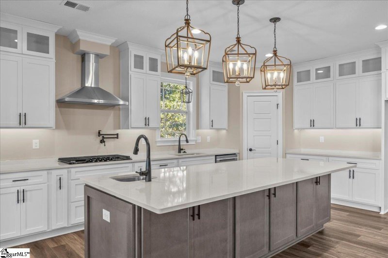 Property image 4 at 610 Bannock Court, Marietta, SC 29661