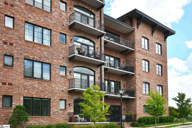 Property image 2 at 110 N Markley Street, Greenville, SC 29601