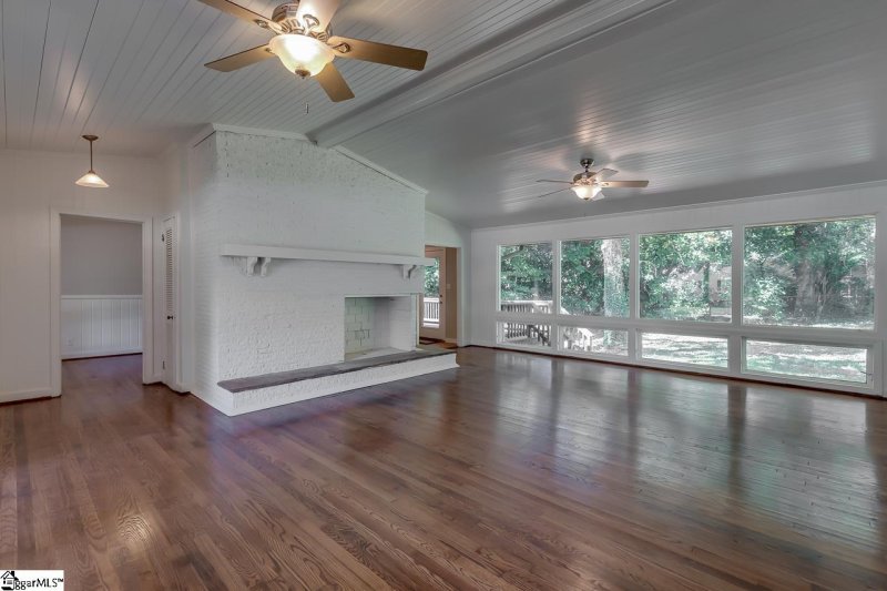 Property image 5 at 57 Lake Forest Drive, Greenville, SC 29609