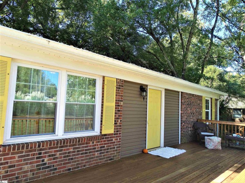 Property image 2 at 6 Idlewild Avenue, Greenville, SC 29605
