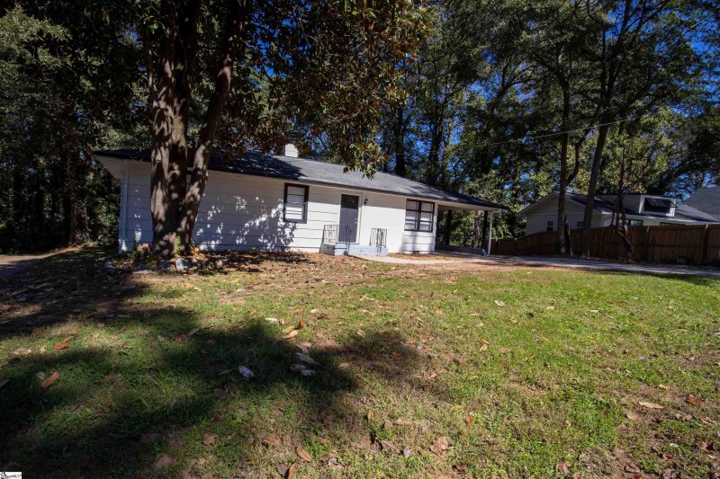 Property image 3 at 606 Pine Creek Drive, Greenville, SC 29605