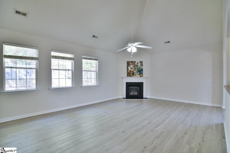 Property image 4 at 113 Skipping Stone Court, Simpsonville, SC 29681