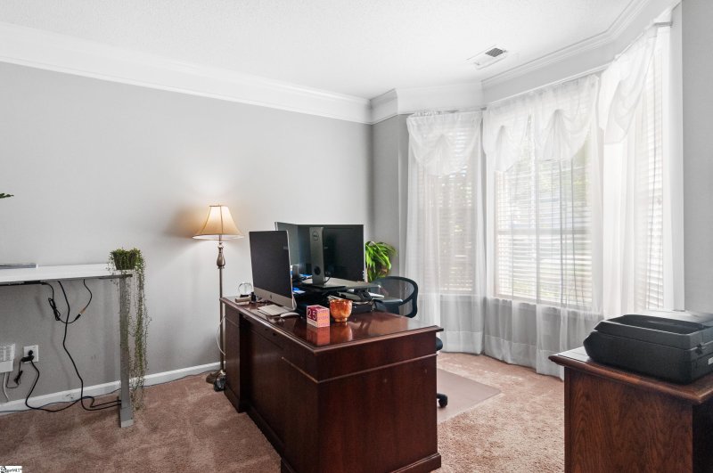 Property image 4 at 211 Sandy Lane, Greenville, SC 29605