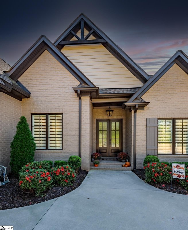 Property image 3 at 306 Tanoak Court, Simpsonville, SC 29681