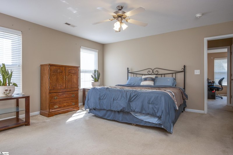 Property image 4 at 537 CHASTINE Drive, Spartanburg, SC 29301