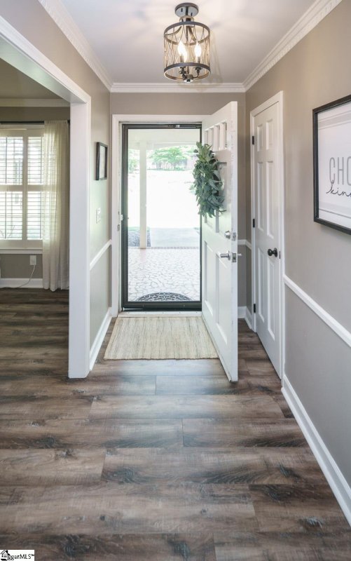 Property image 5 at 101 Bexhill Court, Greenville, SC 29609