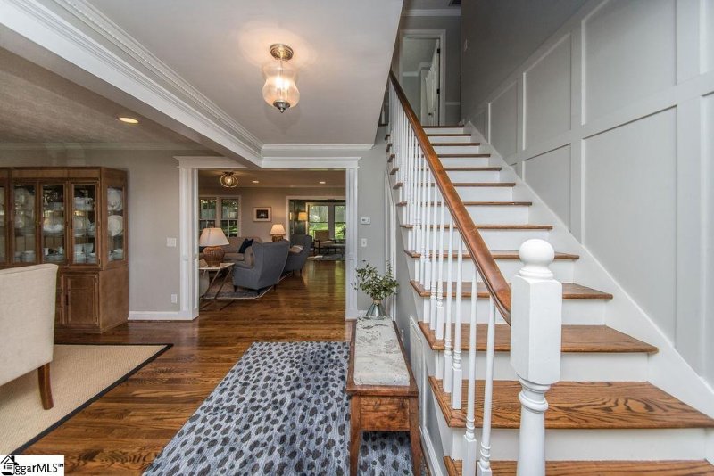 Property image 3 at 2 Dove Tree Road, Greenville, SC 29615