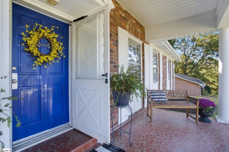 Property image 4 at 105 S Folkshire Court, Greenville, SC 29611-3068