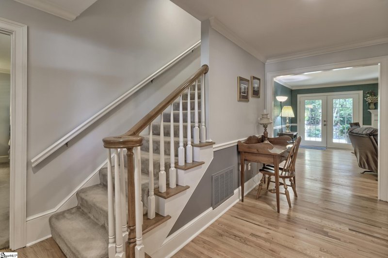 Property image 5 at 211 Governor's Square, Greer, SC 29650