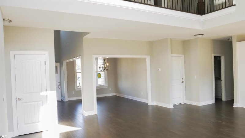 Property image 4 at 104 Carolina Drive, Piedmont, SC 29673