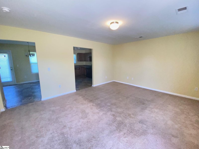 Property image 3 at 922 Slow Creek Court, Boiling Springs, SC 29316