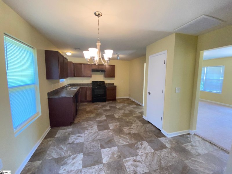 Property image 4 at 922 Slow Creek Court, Boiling Springs, SC 29316