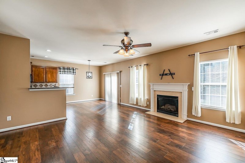 Property image 3 at 236 Meadow Blossom Way, Simpsonville, SC 29681