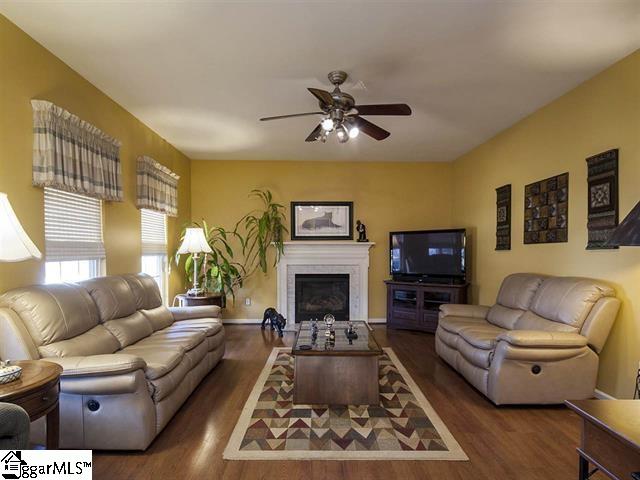 Property image 3 at 213 Ridge Bay Court, Greenville, SC 29611