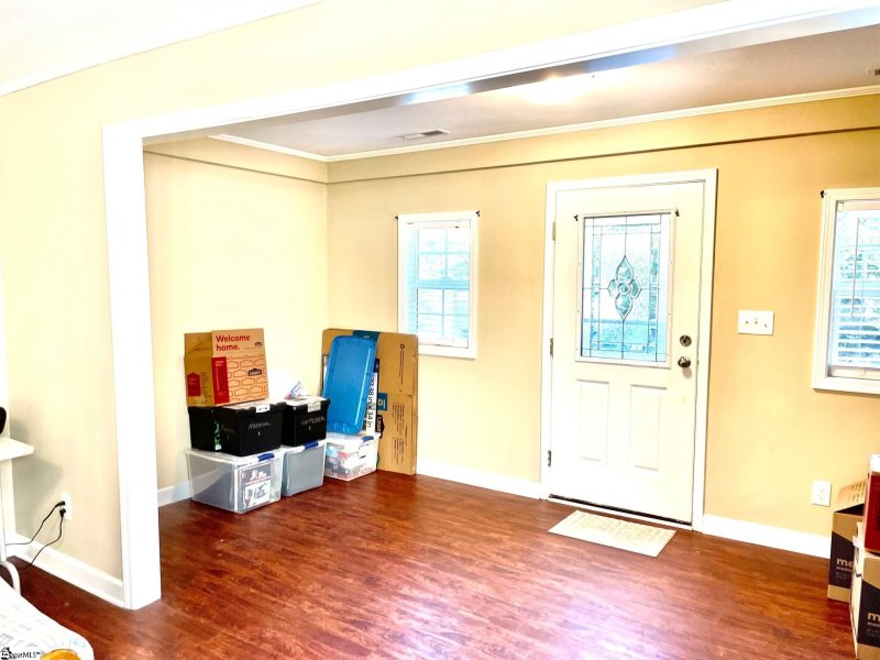 Property image 3 at 102 Brookside Road, Spartanburg, SC 29301