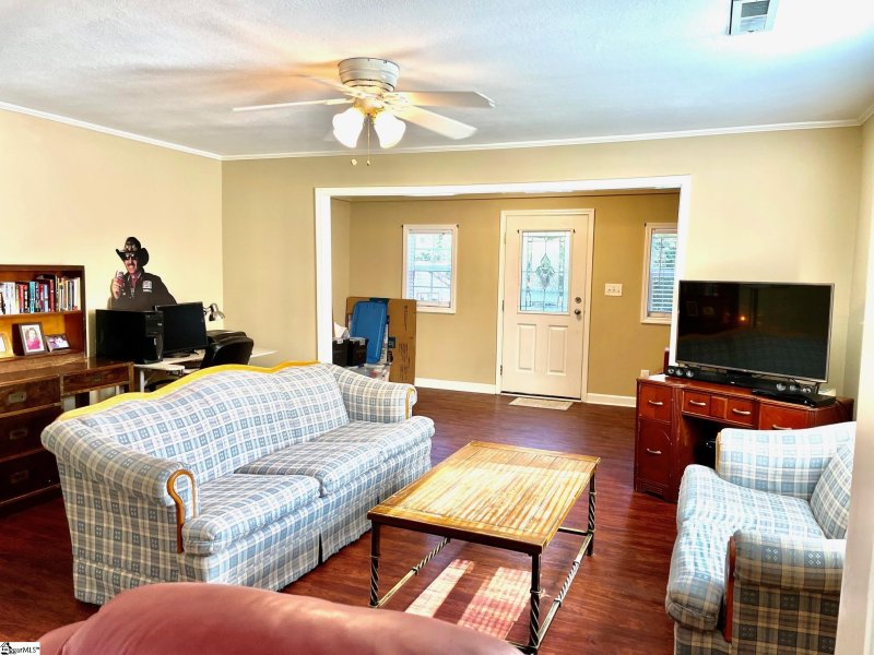 Property image 4 at 102 Brookside Road, Spartanburg, SC 29301