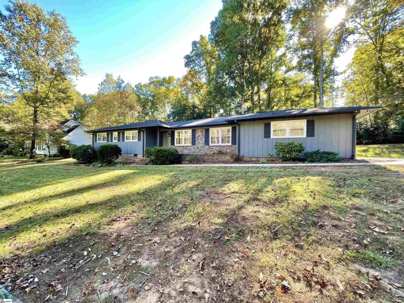 Property image 3 at 806 Griffin Mill Road, Pickens, SC 29671