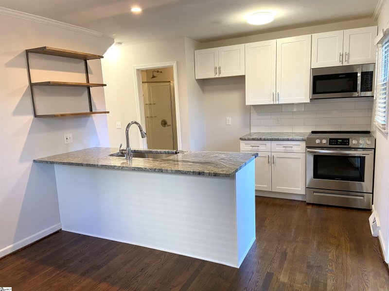 Property image 4 at 815 Edwards Road, Greenville, SC 29615