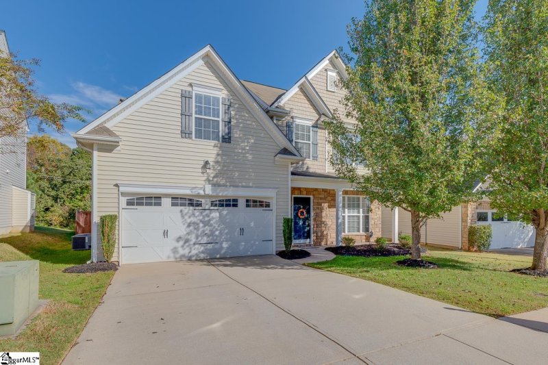 Property image 2 at 24 SHALE Court, Greenville, SC 29607