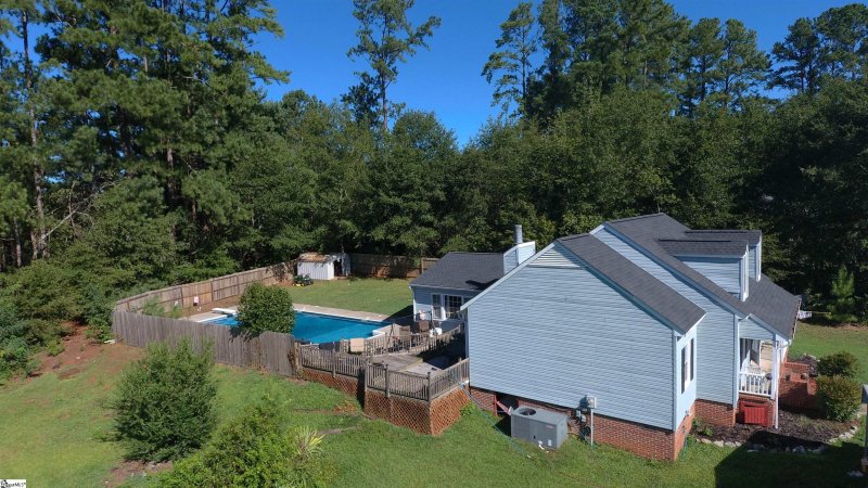 Property image 3 at 506 Quincy Road, Seneca, SC 29678