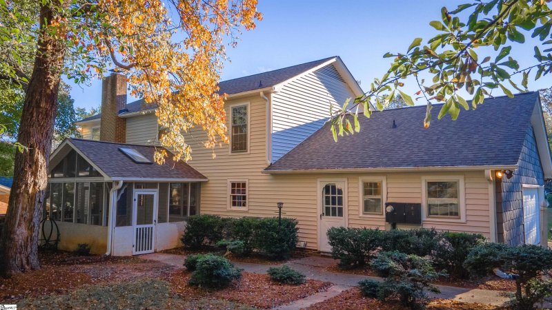 Property image 4 at 3 E Indian Trail, Taylors, SC 29687