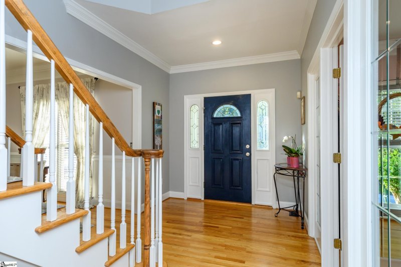Property image 4 at 208 Holly Crest Circle, Simpsonville, SC 29681