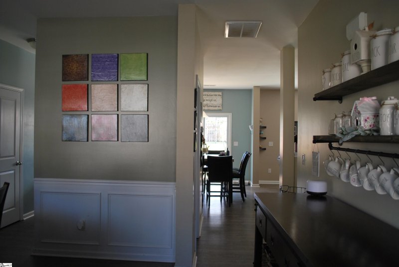 Property image 5 at 220 Elmhaven Drive, Simpsonville, SC 29681