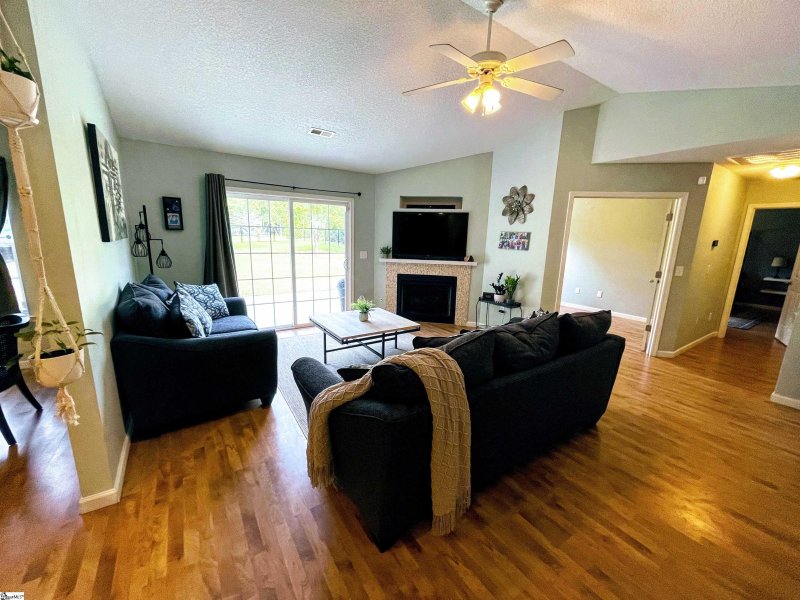 Property image 4 at 112 Baltic Avenue, Anderson, SC 29621