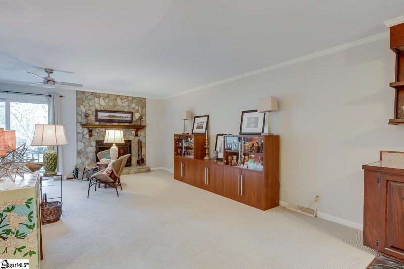 Property image 5 at 3 Creekside Way, Greenville, SC 29609