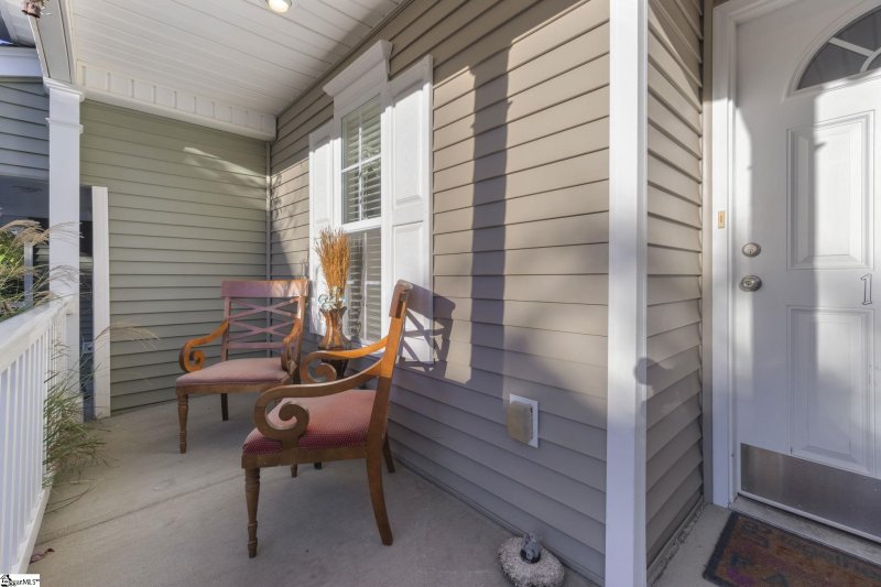 Property image 2 at 121 Pine Walk Drive, Greenville, SC 29651