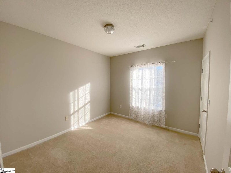 Property image 3 at 631 McKenna Circle, Greenville, SC 29615